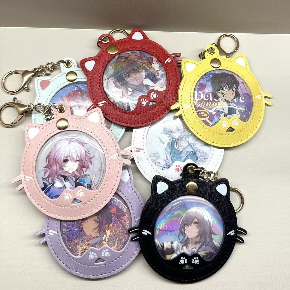 Gate Anime Merchandise - Pins Protetores Originais em Formato de