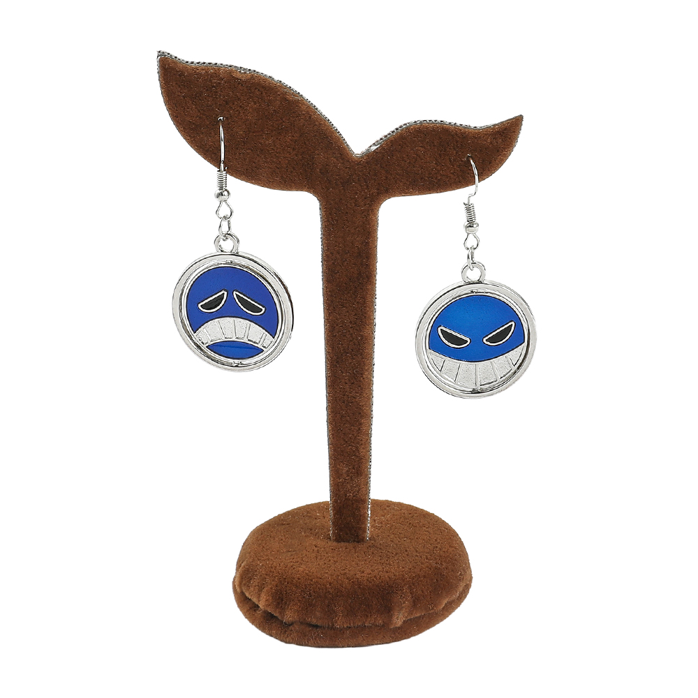 Brincos criativos rotativos co - Anime One Piece Merchandise avaliação e preço